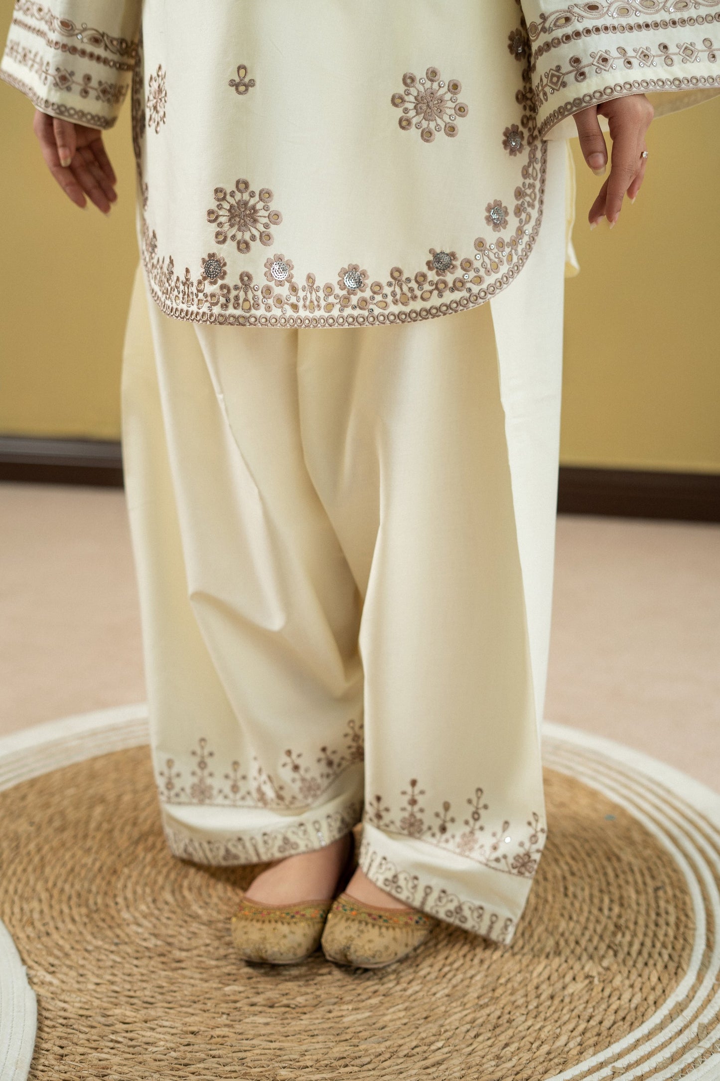 Unstitched Embroidered Ivory 2 Pc
